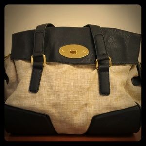 Urban Expressions Handbag/Tote